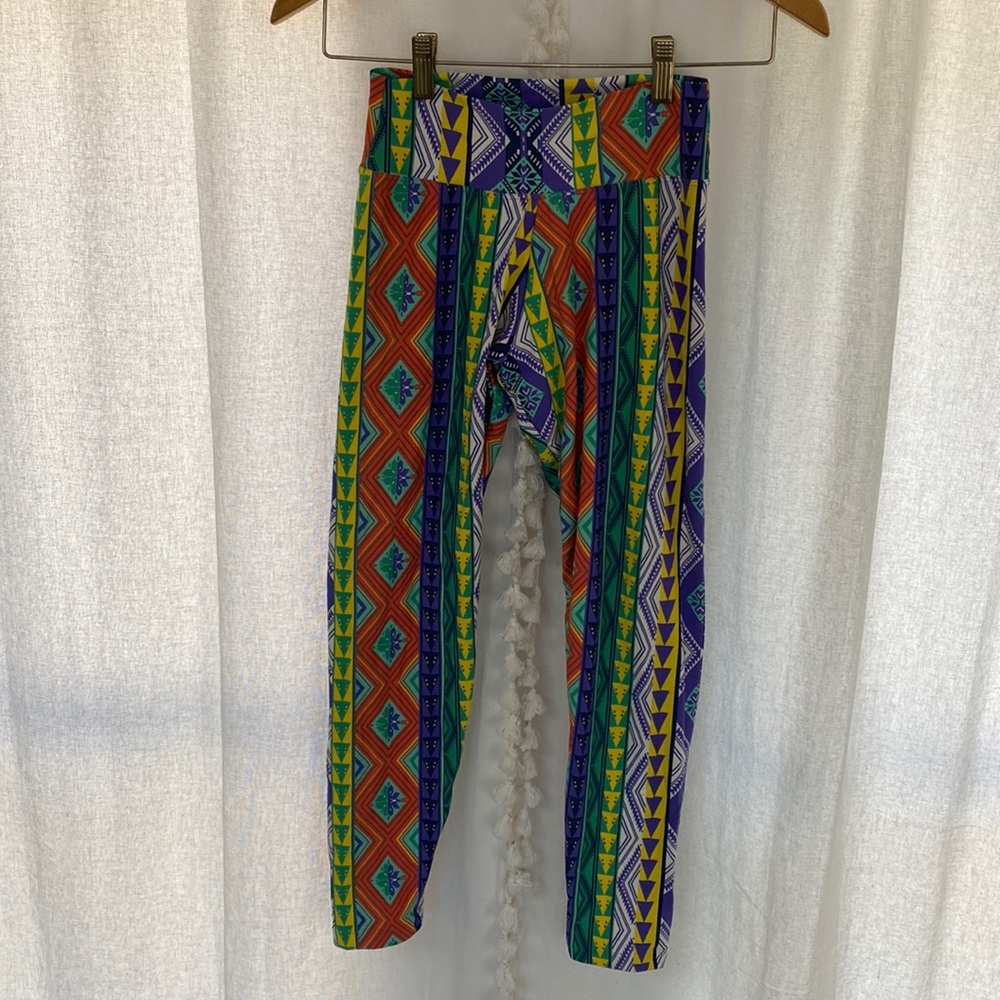beautiful funky yoga pants